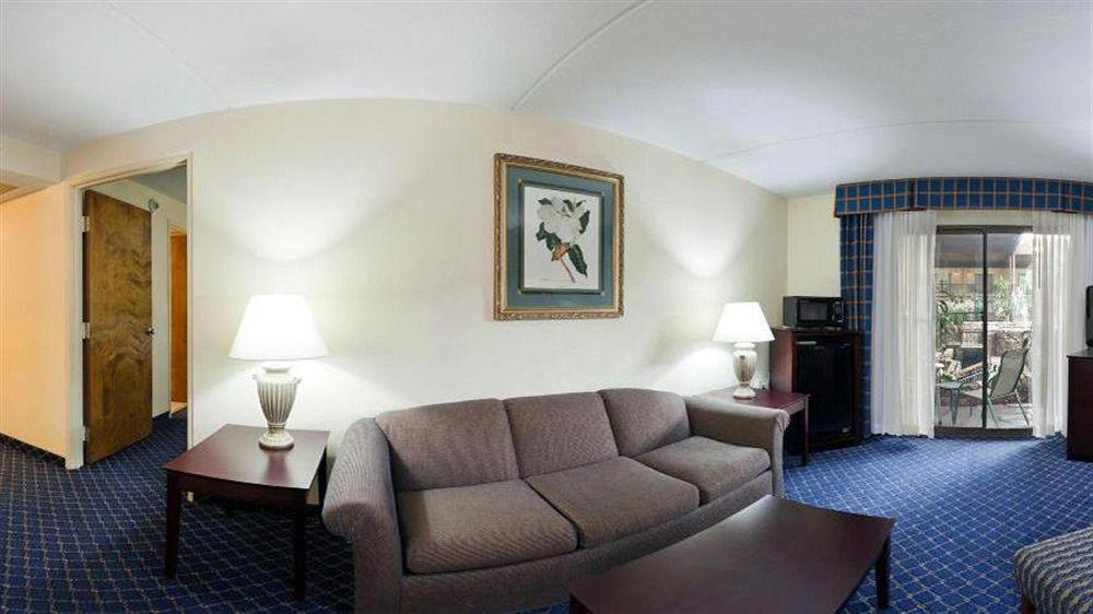 Hotel Boxboro Regency Boxborough Exteriér fotografie